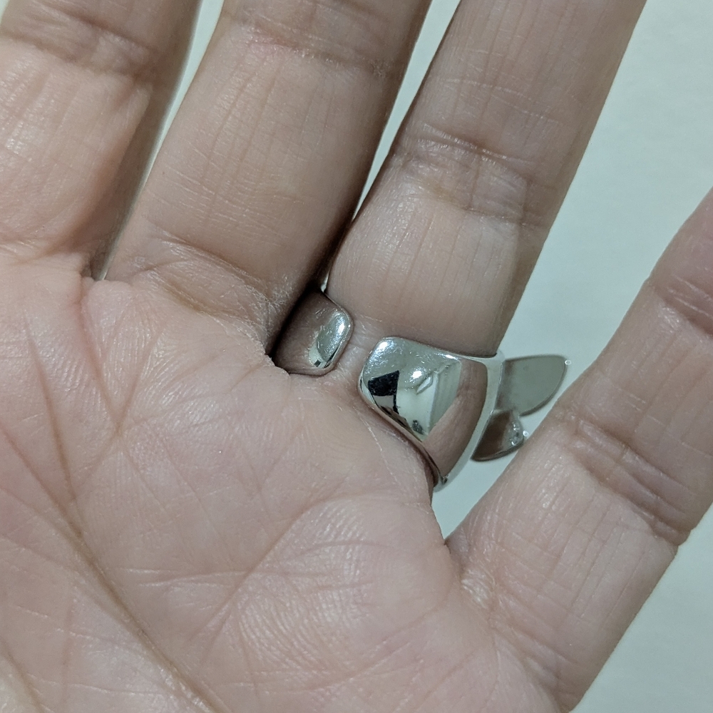 Butterfly Statement Ring - Picture 6 of 16